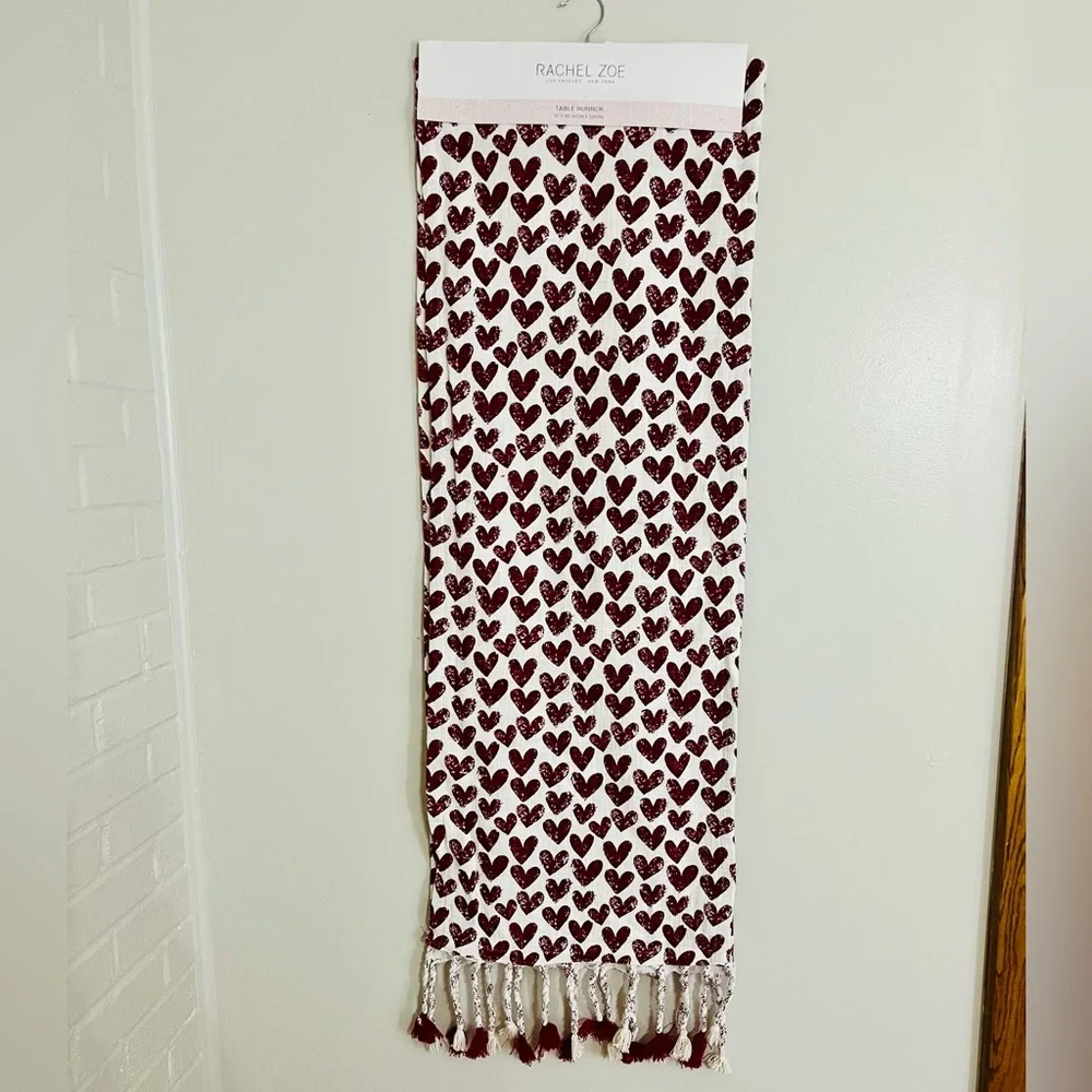 Rachel Zoe Table Runner with tassels Heart Patterned 16x90 100% Cotton NEW